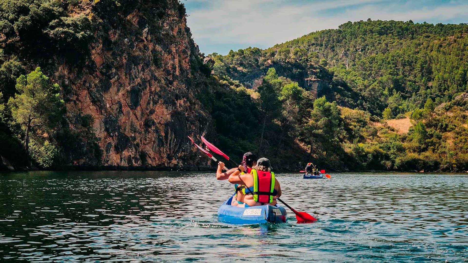 🛶 Kayak en el embalse de Buendía: guía completa para vivir la experiencia